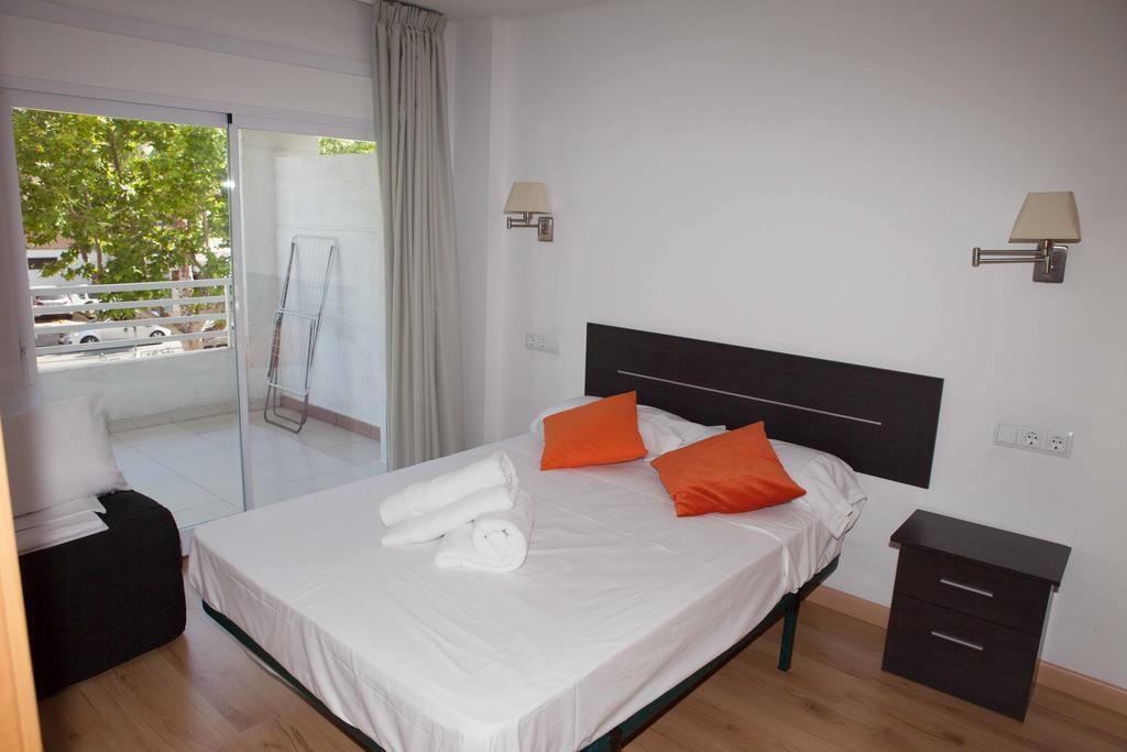 Costa Dorada Apartments Салоу Екстер'єр фото
