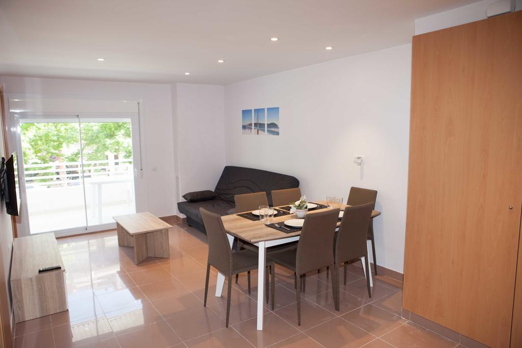 Costa Dorada Apartments Салоу Екстер'єр фото