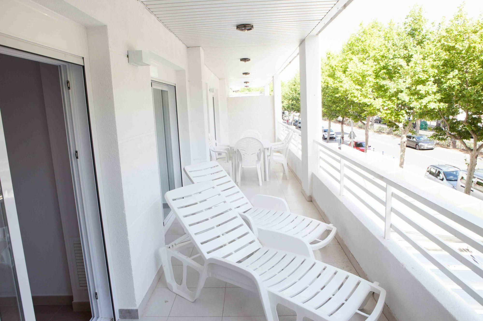 Costa Dorada Apartments Салоу Екстер'єр фото