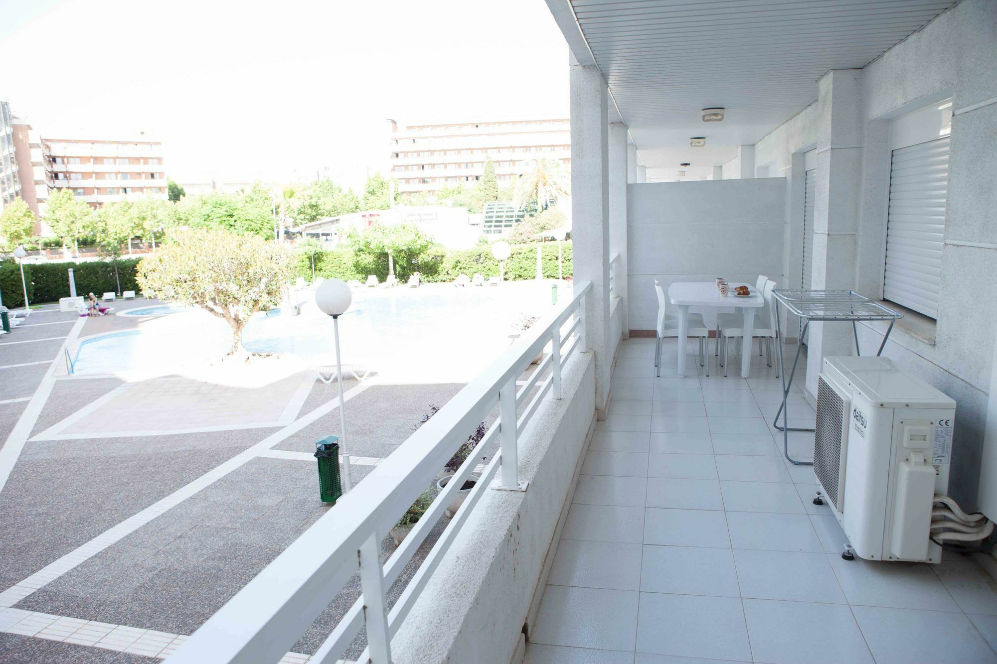 Costa Dorada Apartments Салоу Екстер'єр фото