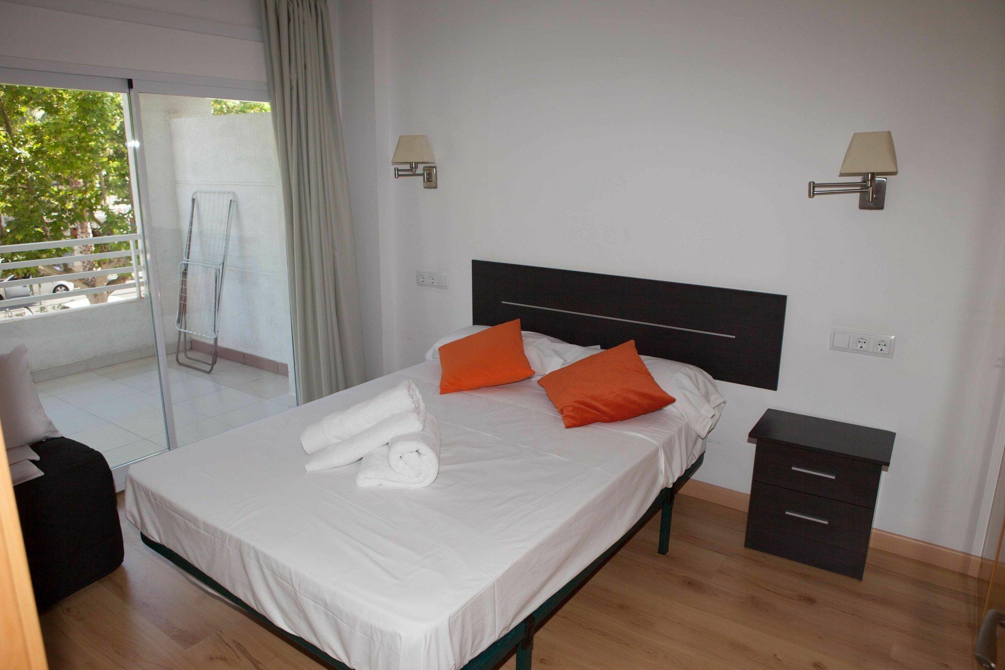 Costa Dorada Apartments Салоу Екстер'єр фото
