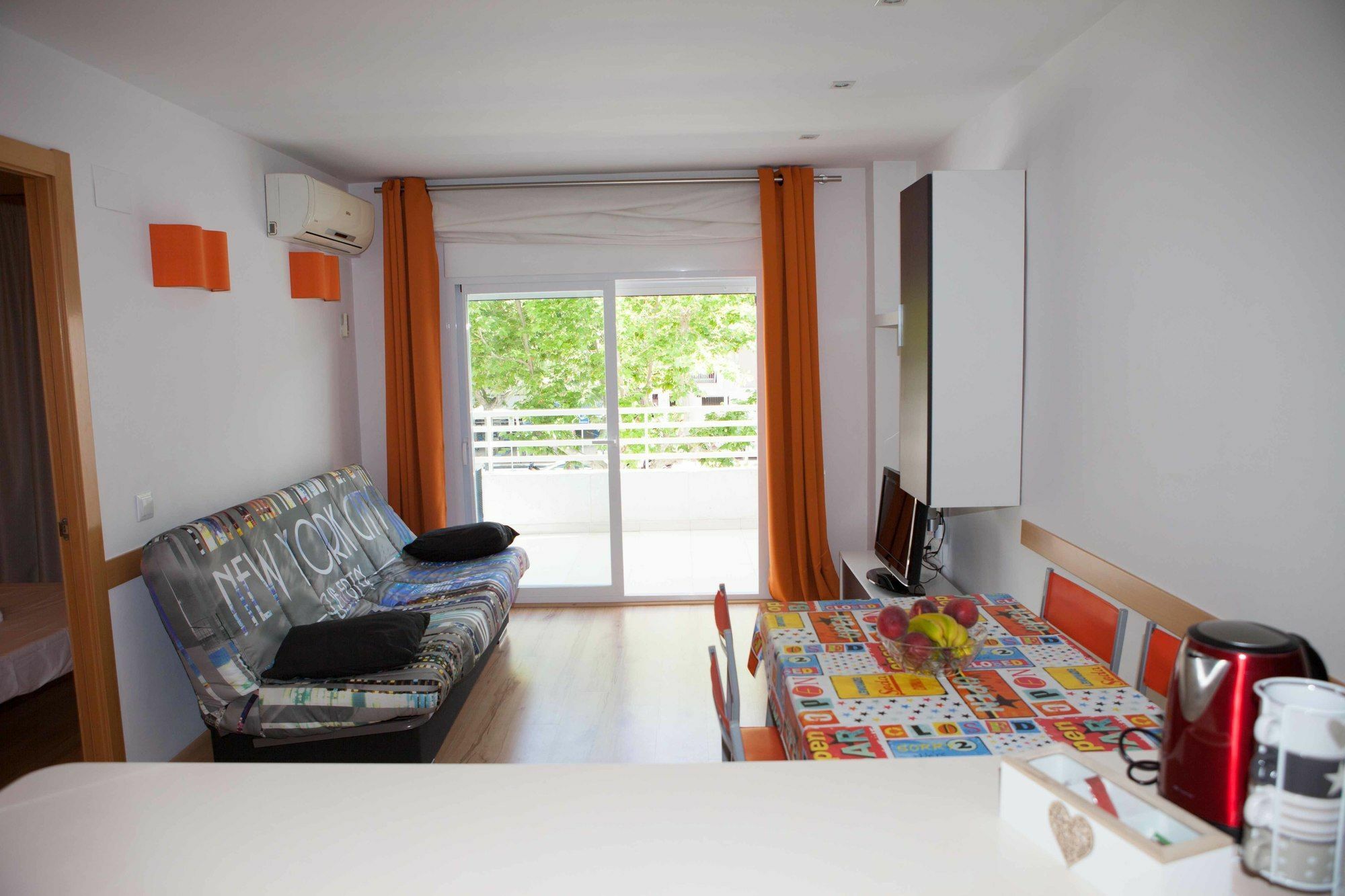 Costa Dorada Apartments Салоу Екстер'єр фото
