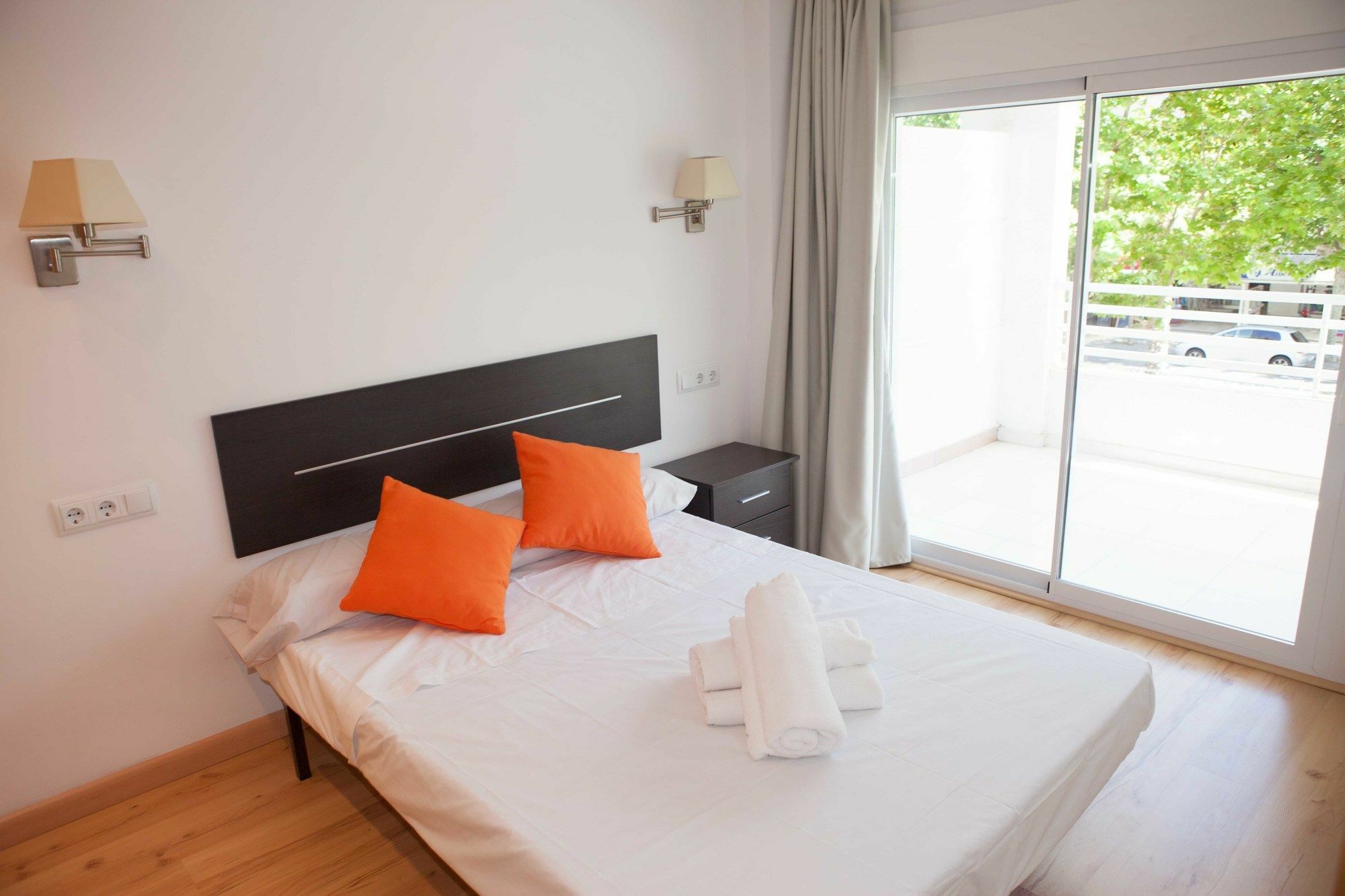 Costa Dorada Apartments Салоу Екстер'єр фото